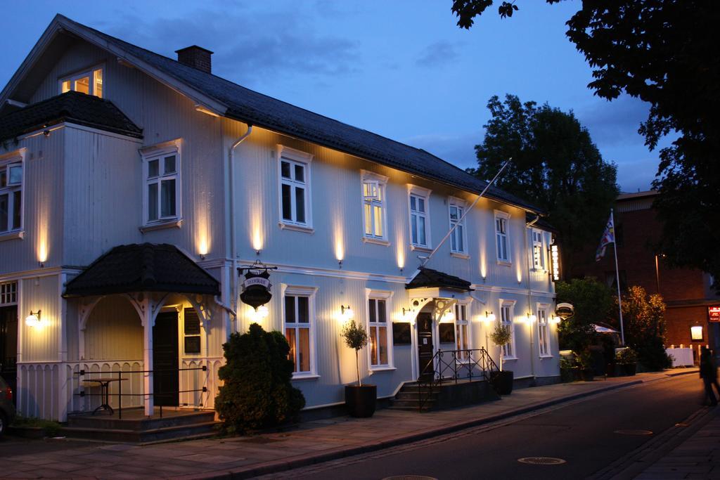 Reenskaug Hotel Drøbak Eksteriør billede